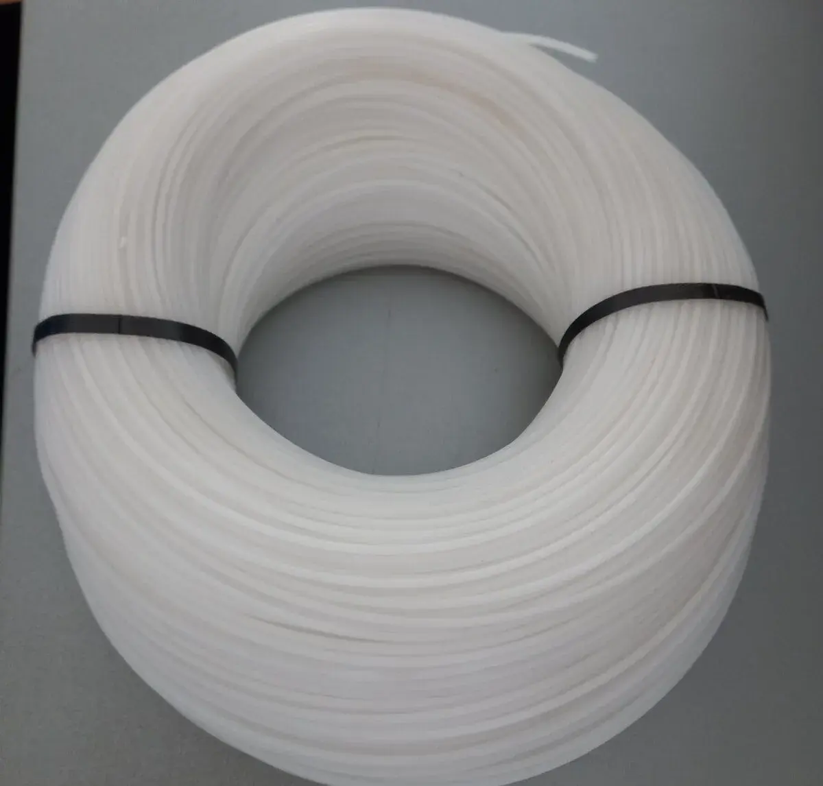 Filament pro plastovou svářečku PE bíly 4kg
