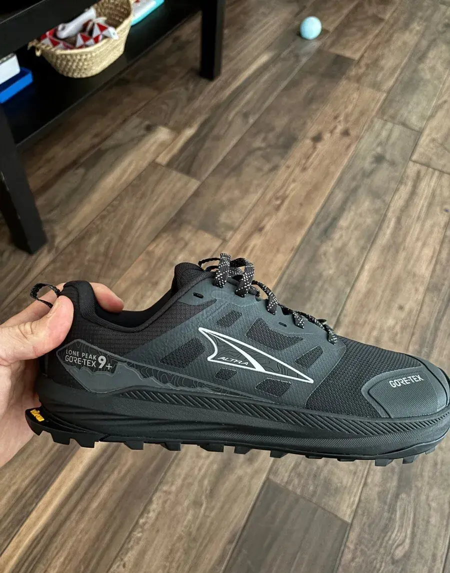 ALTRA LONE PEAK 9+ GTX BLACK/BLACK PÁNSKÉ SPORTOVNÍ TENISKY