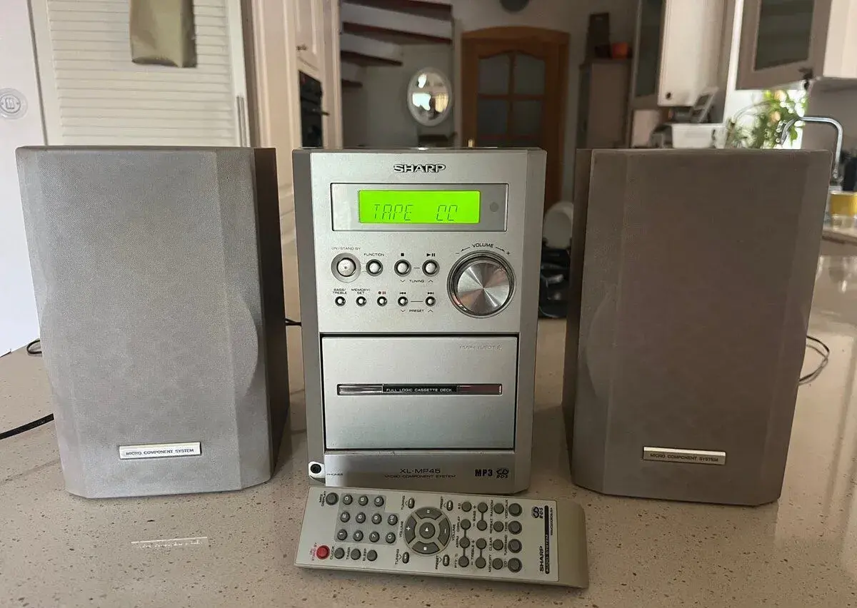 Mikrosystém Sharp XL-MP45H + origo ovladač