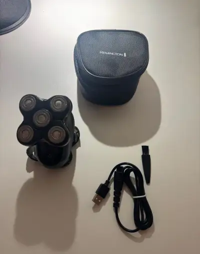 Holící strojek REMINGTON