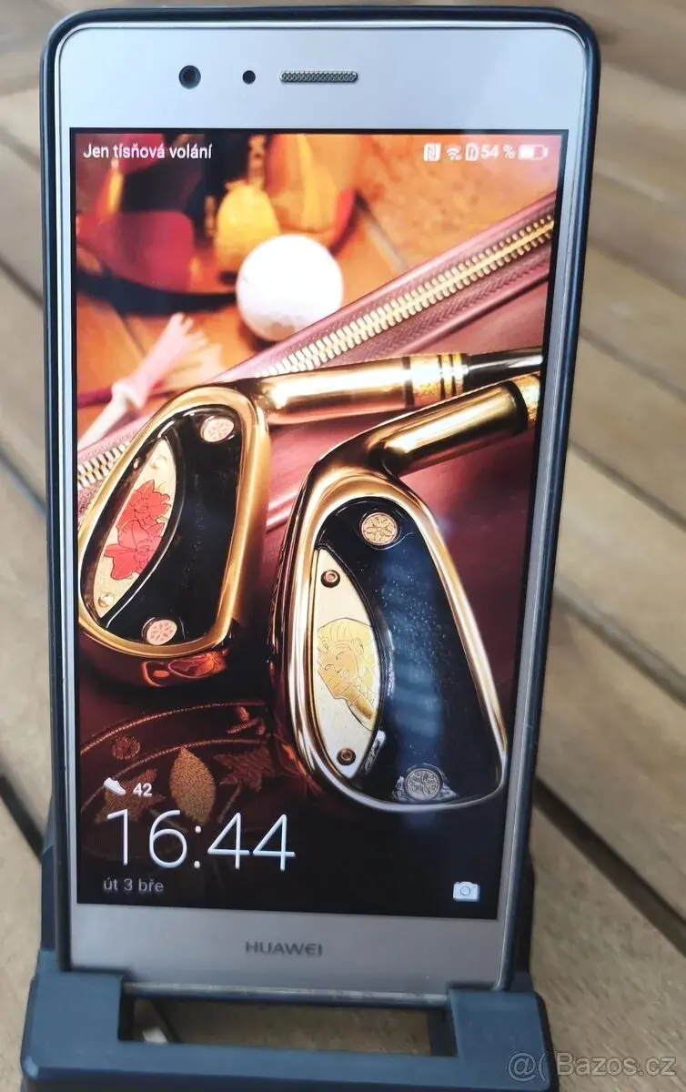 Mobilní telefon Huawei P9 Lite / GOLD / Displej: 5,2"
