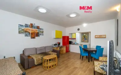 Pronájem bytu 2+kk, 55 m², Holice, ul. Husova