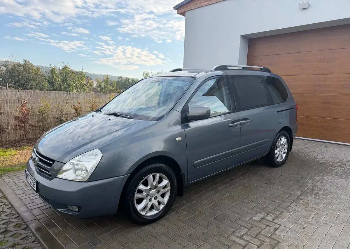 Kia CARNIVAL – 2006, 183 000 km