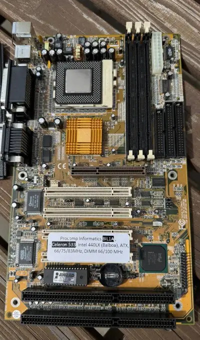 RETRO deska Procomp BIL1A (Intel 440LX) + Intel Celeron 533