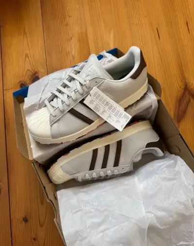 Golfové boty Adidas Superstar limitovaná edice