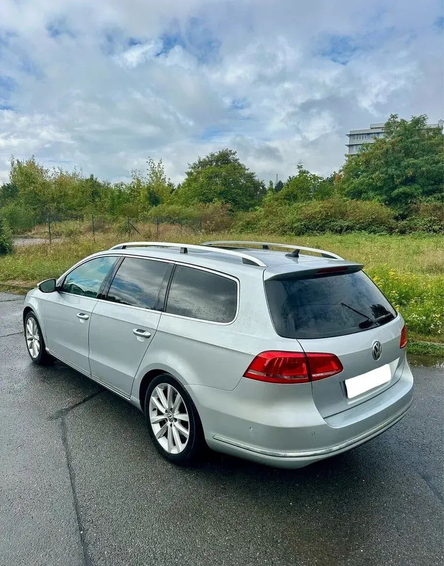 Volkswagen Passat B7 2013 DSG 2.0TDi 110kW