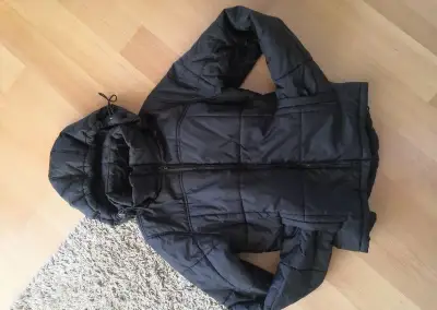 Zimní černá bunda vel. S