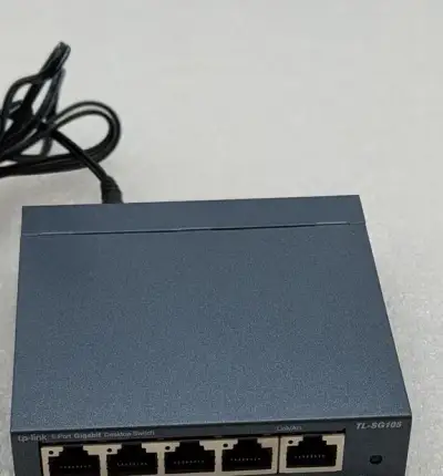 Kovový switch TP-LINK TL-SG105