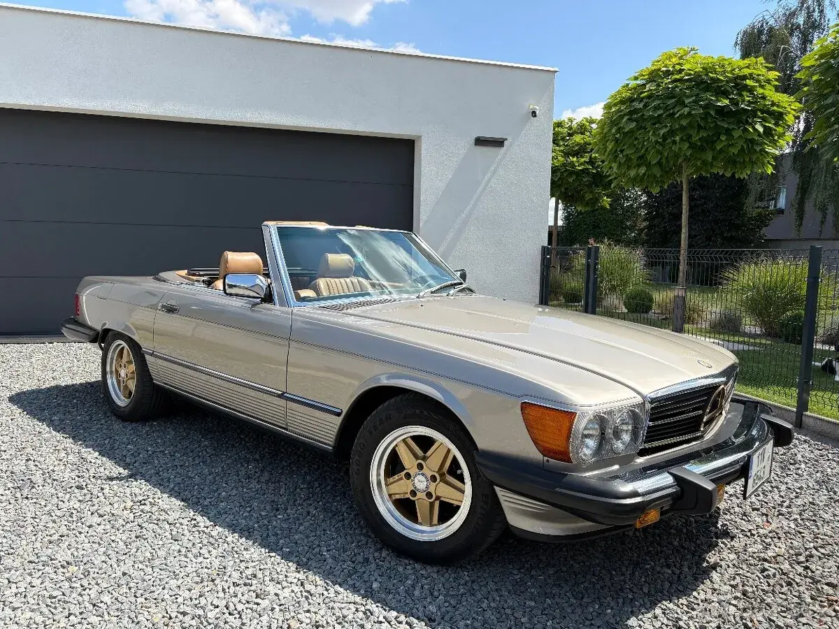 Mercedes-Benz 560