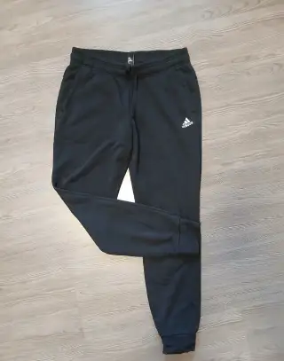 Dámské tepláky Adidas