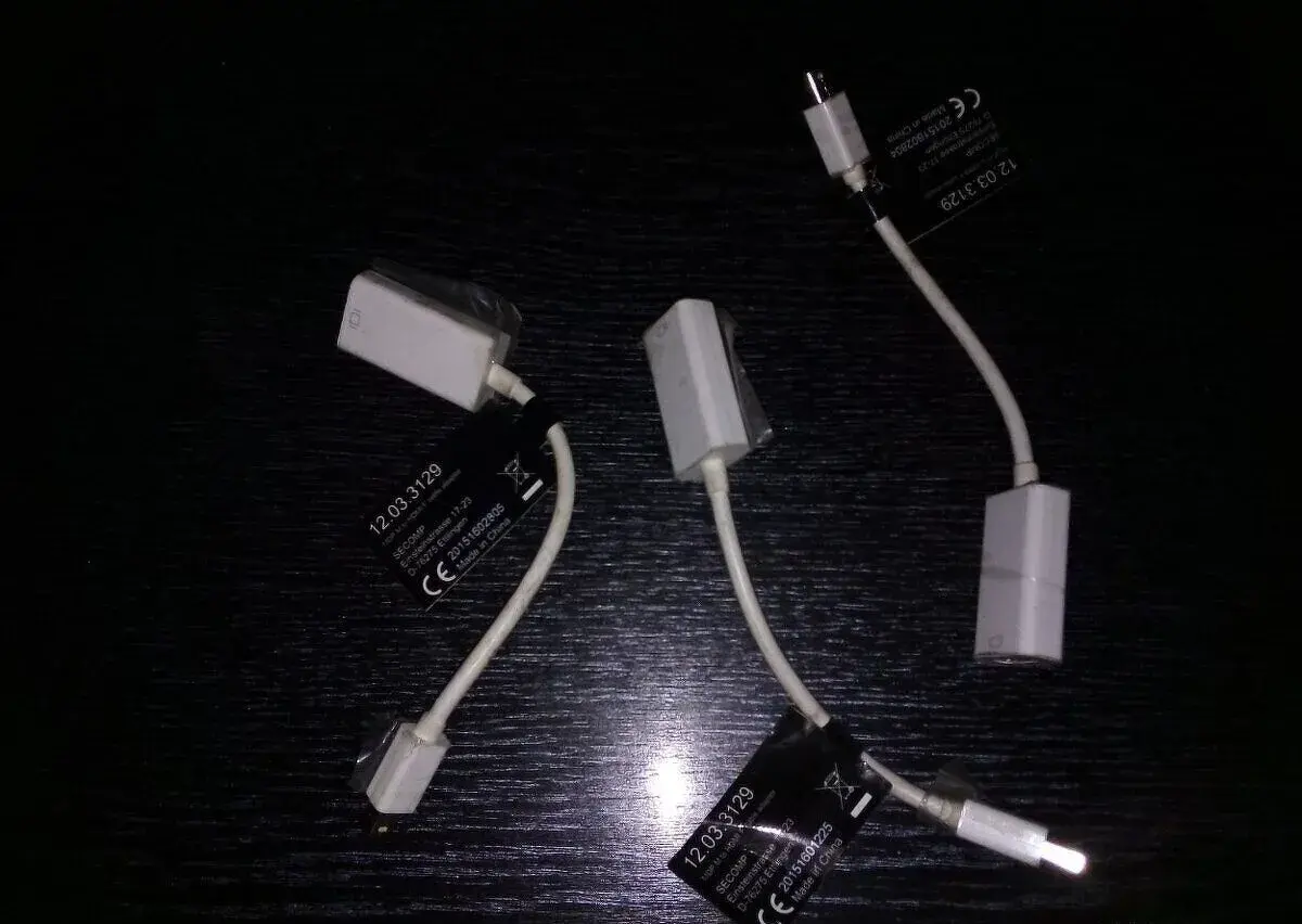 redukce mini DisplayPort -> HDMI