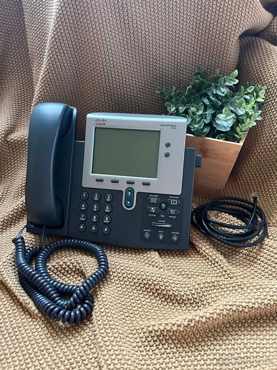 Cisco IP Phone 7942G – 2 ks