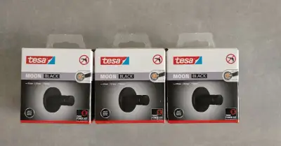 Tesa-Koupelnový háček Moon Black