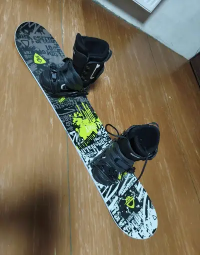 Snowboard Raven