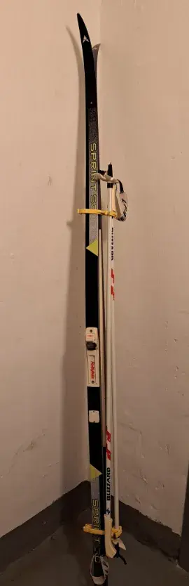 kvalitní běžky SPRINT SC a hůlky