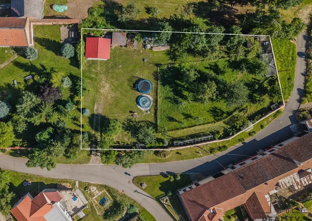 REZERVOVÁNO Prodej oploceného stavebního pozemku pro výstav