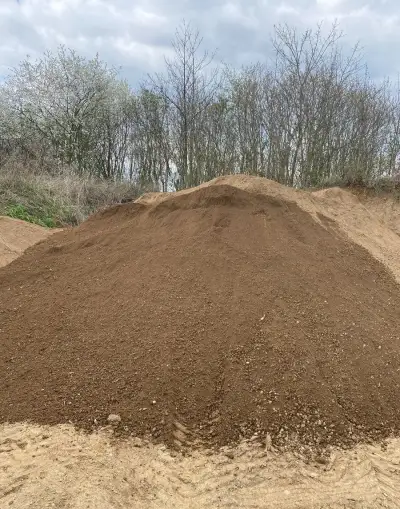Zahradní zemina