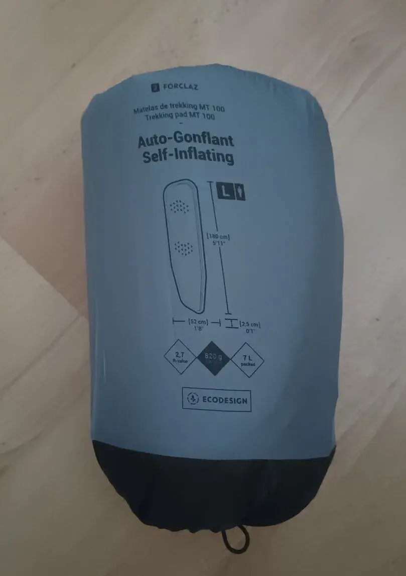 NOVÁ - Samonafukovací karimatka Forclaz MT 100 L