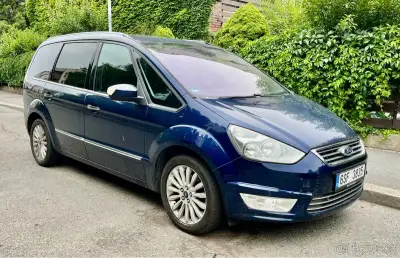 Ford Galaxy – 265 800 km