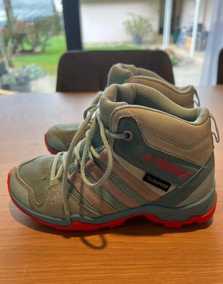 vel.31 - ADIDAS Terrex trekove boty