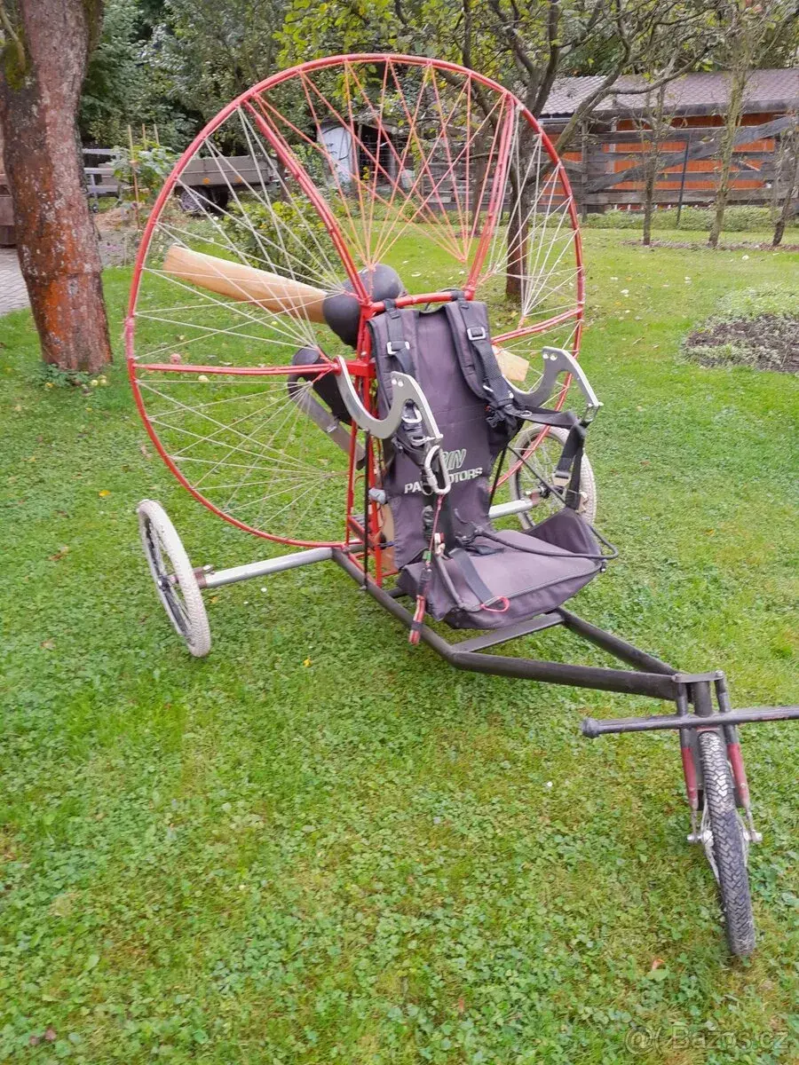 motorová krosna -komlet vč.padáku a ost.vybavení