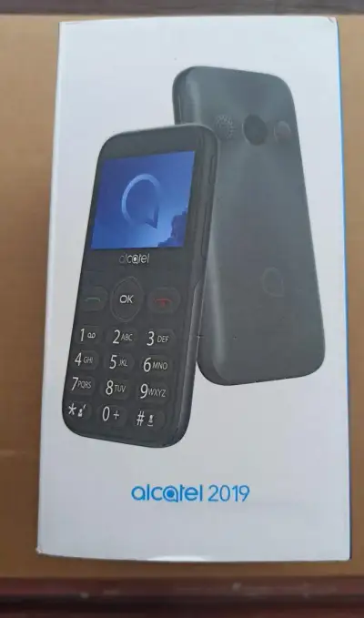 Alcatel-mobilní tlačítkový telefon