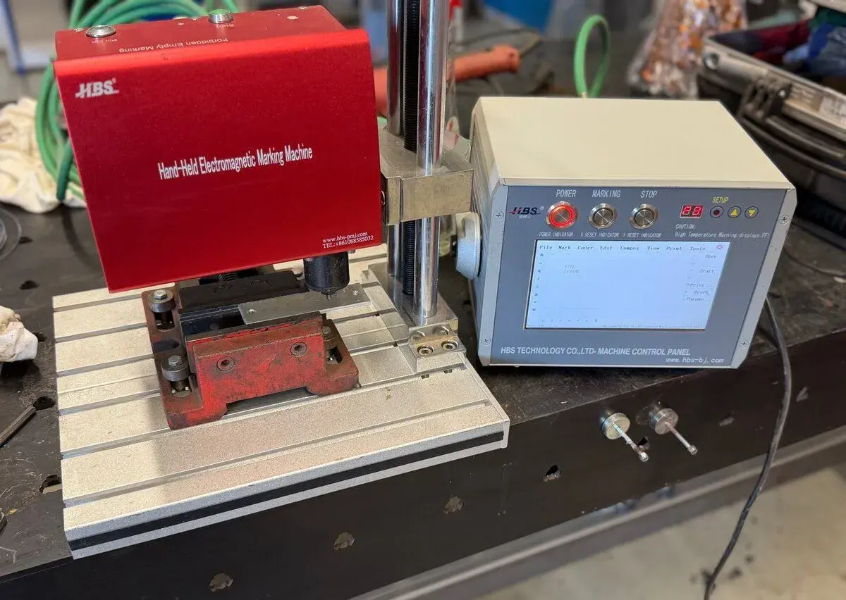Průmyslový značicí stroj– elektromagnetický DOT PEEN