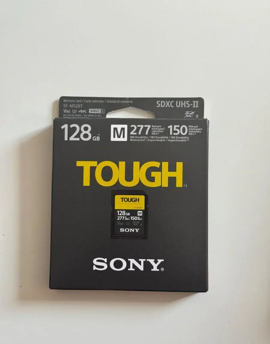 Sony Tough 128GB V60