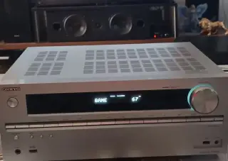 ONKYO TX-NR727 stříbrné