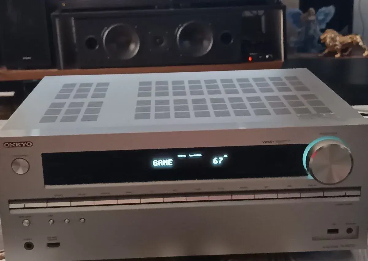 ONKYO TX-NR727 stříbrné