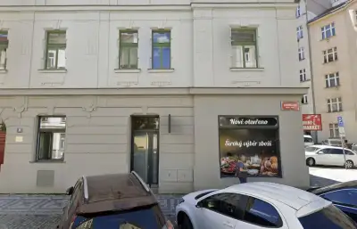 Pronájem obchodního prostoru 24 m2