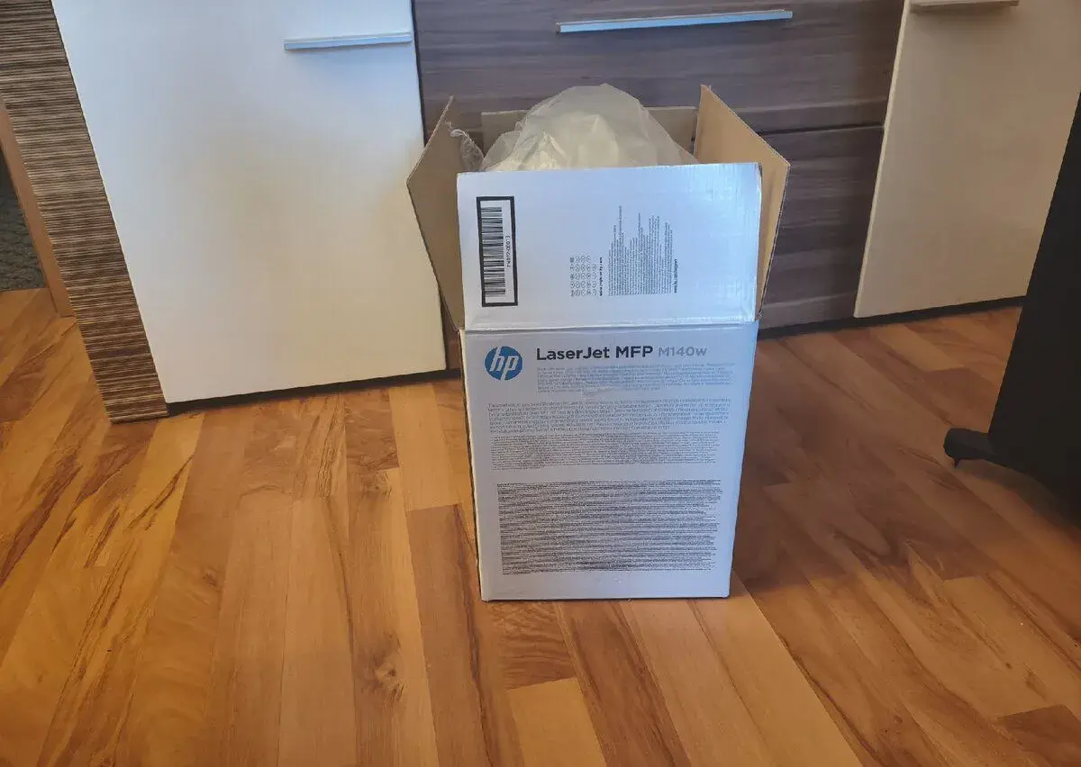 Tiskárna HP LaserJet MFPM140W