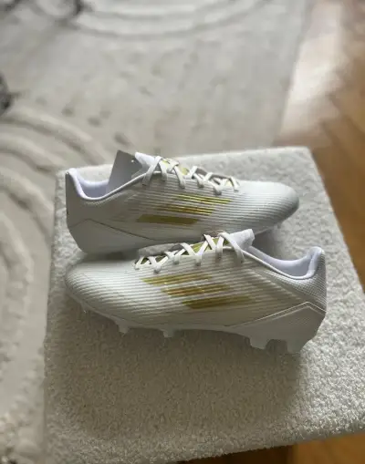 Kopačky Adidas F50 League