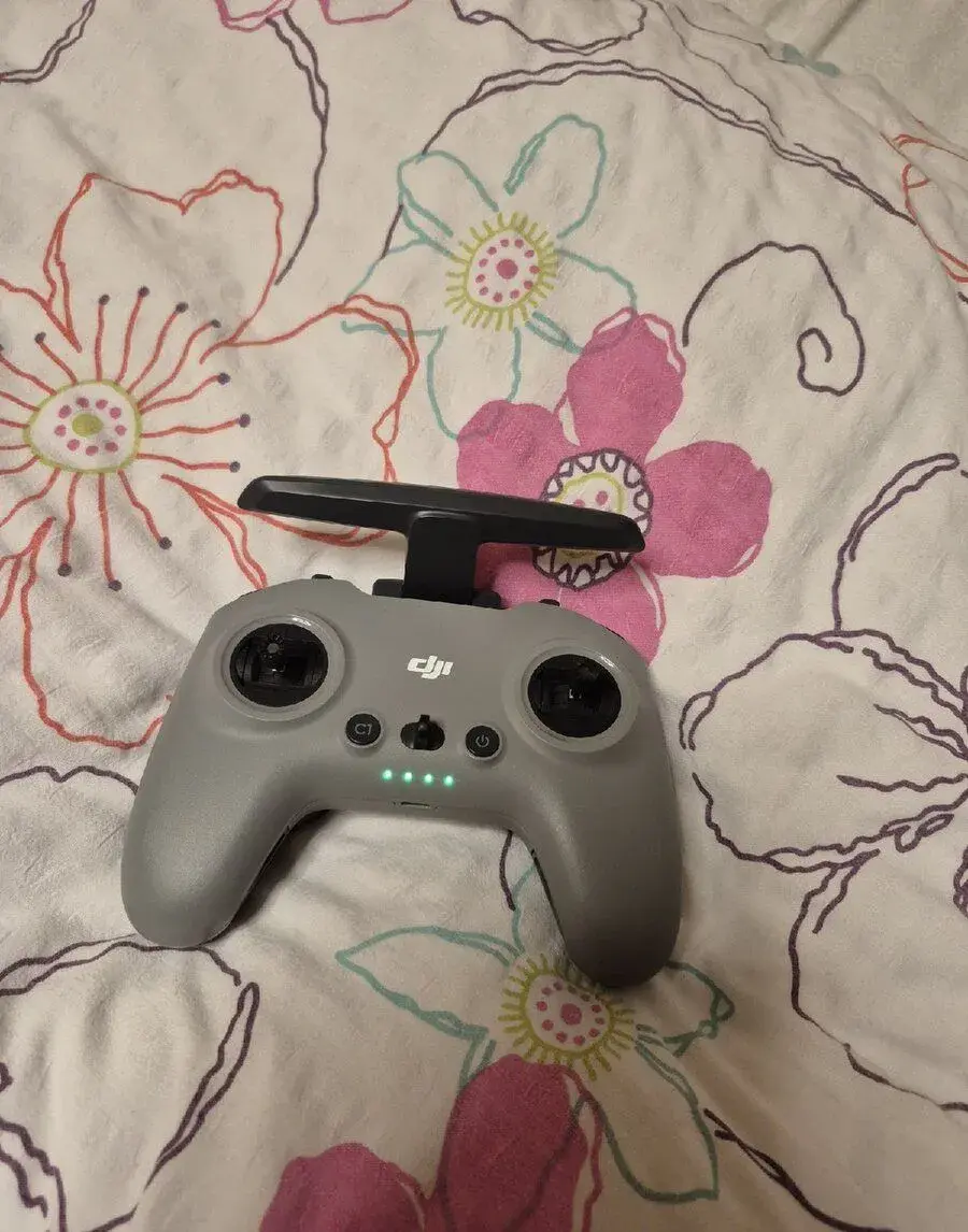 Dji controller 2