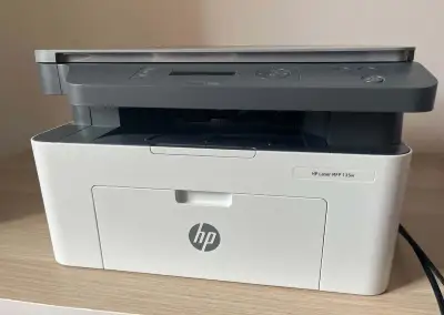 Tiskárna se skenerem HP Laser MFP 135w