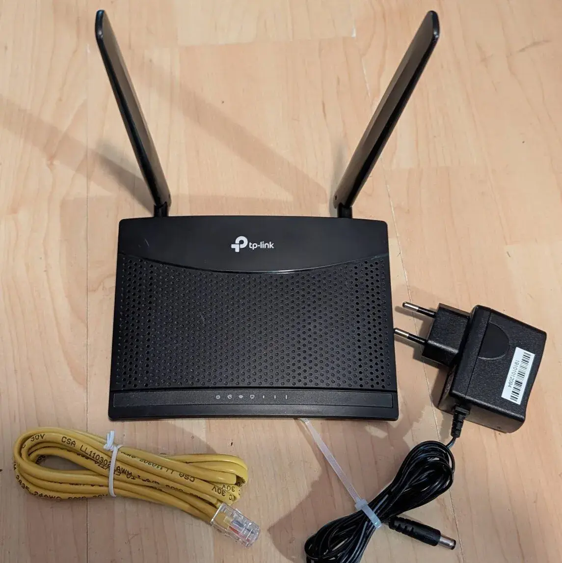 LTE modem TP-LINK TL-MR100, plně funkční
