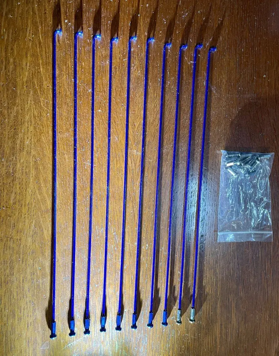 Výplet do kola 26" modrý