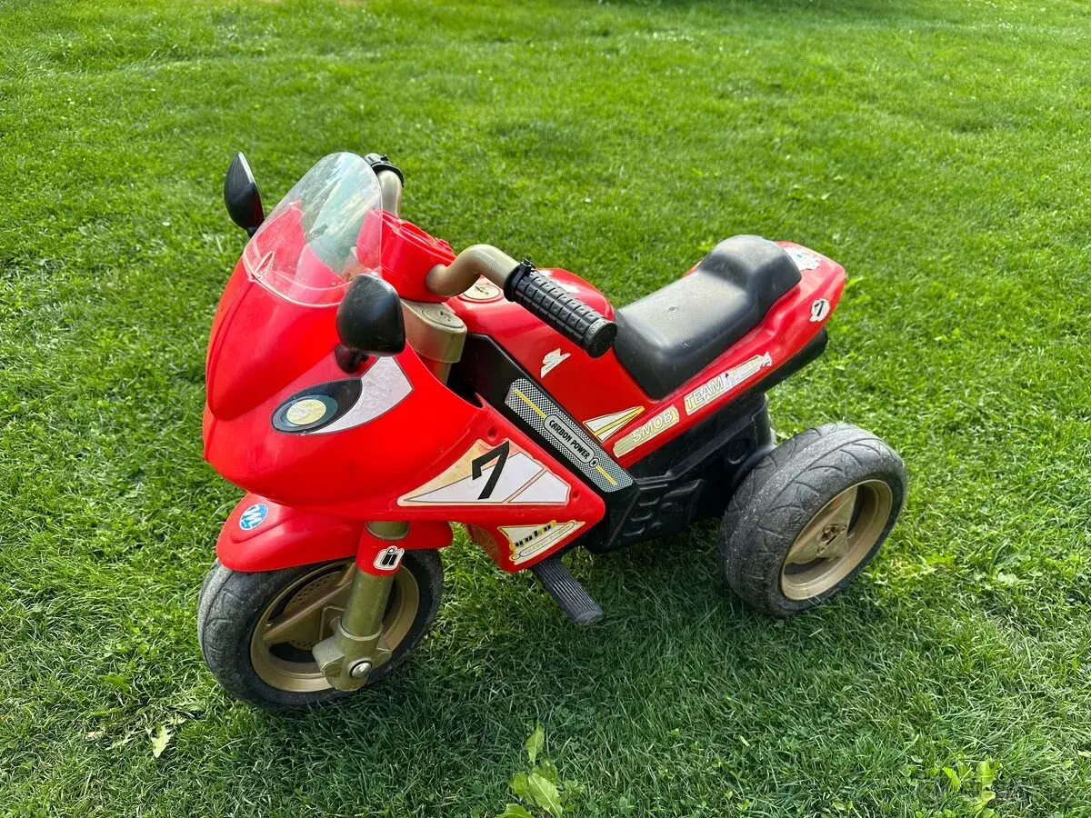 Dětská elektromotorka Smoby