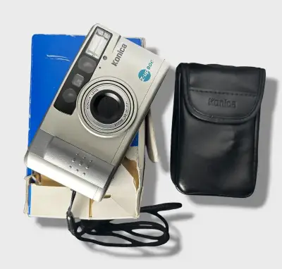 KONICA Z-up 90e