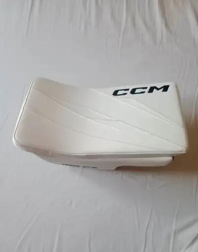 Nová Vyrážečka CCM Axis F9 sr