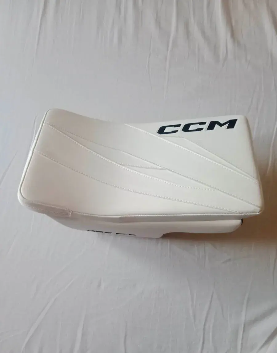 Nová Vyrážečka CCM Axis F9 sr