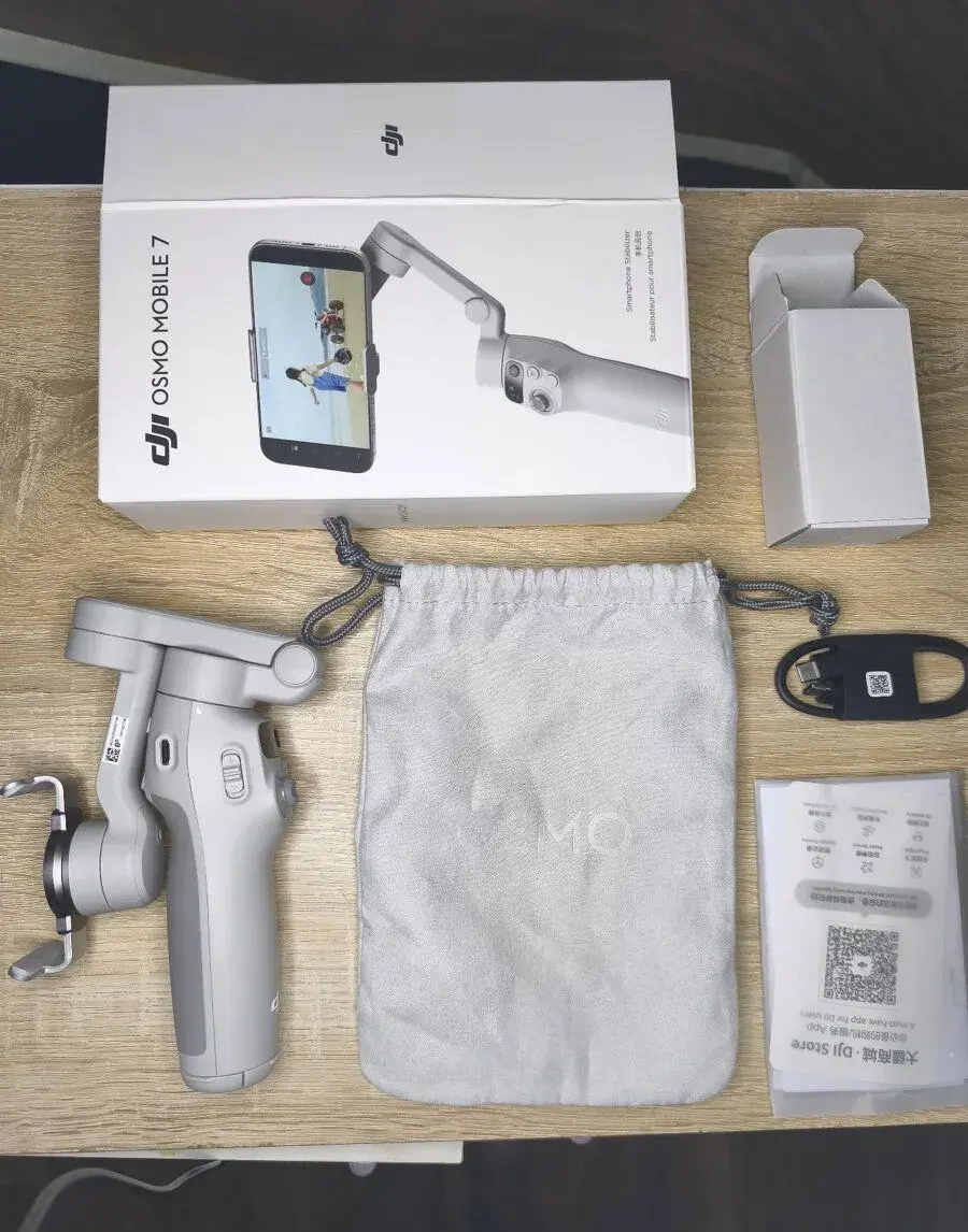 DJI Osmo Mobile 7