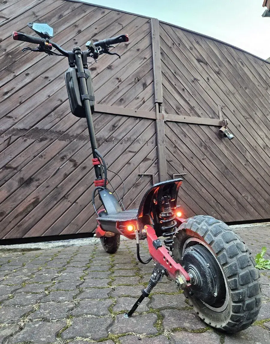 Elektrokoloběžka ZERO 10X (3200W, baterie Samsung, doplňky)