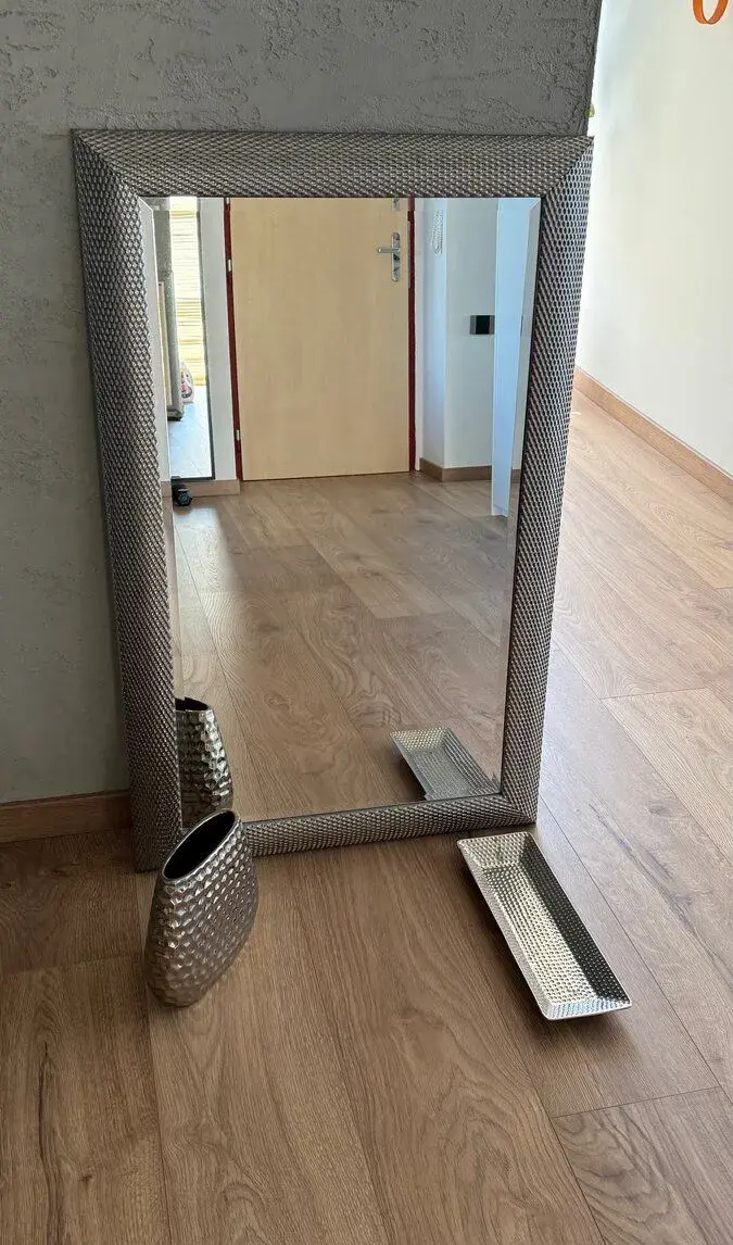 Designové zrcadlo, váza, miska