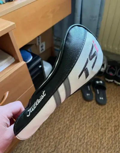 hybrid Titleist TSi2 zánovní, LEVÝ, shaft