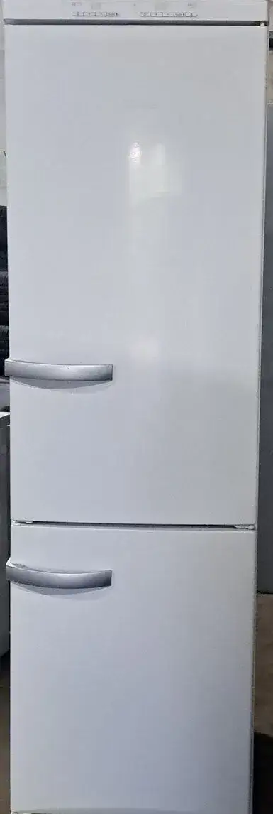 Kombin. lednice 3 šup. MIELE.