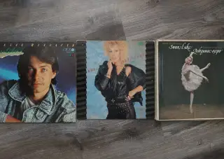 Kolekce vinylových desek - různé tituly