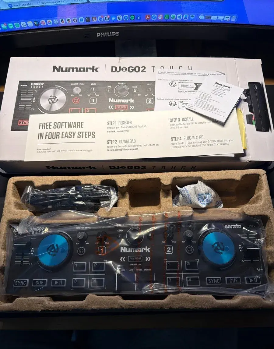 Numark DJ2GO 2 Touch Portable DJ Controller