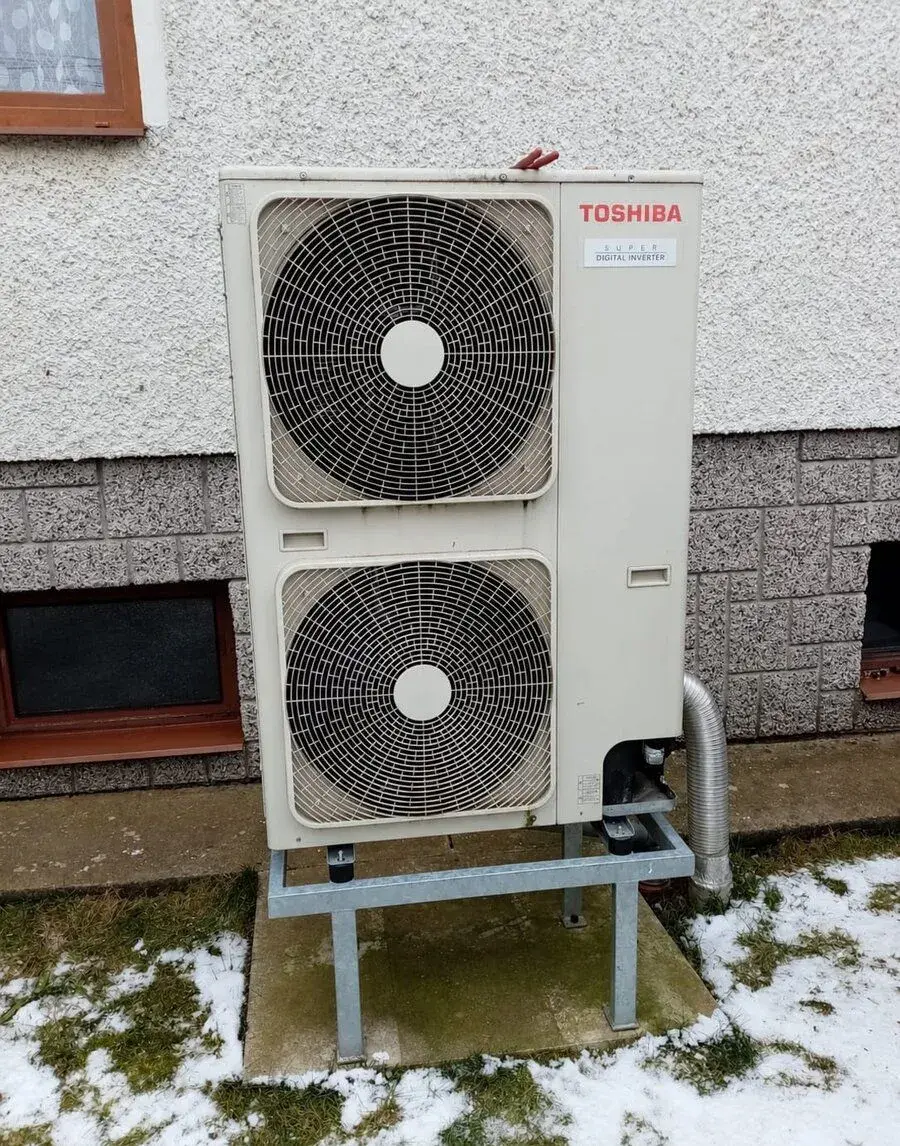 Tepelné čerpadlo Toshiba + elektrokotel Brano