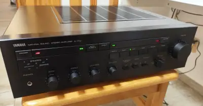 Yamaha A-700 – zesilovač ve sběratelském stavu